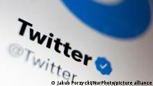 Twitter начал исполнять российский закон о приземлении IT-компаний