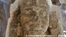 La estatua en forma de esfinge de Amenhotep III desenterrada del Templo Mortuorio de Amenhotep III en Luxor, Egipto. 