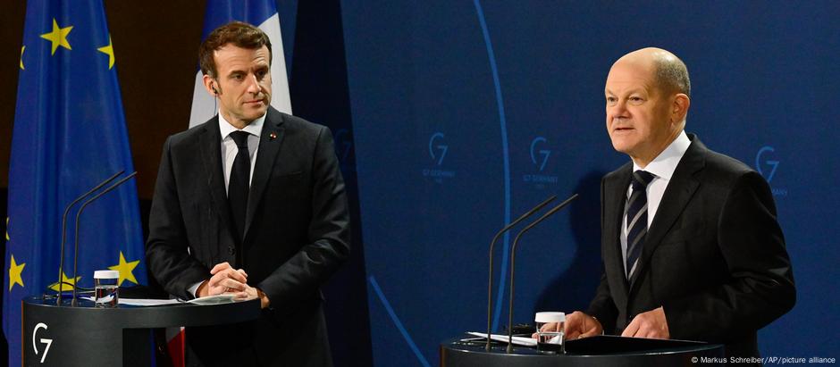 O presidente francês, Emmanuel Macron, e o chanceler federal alemão, Olaf Scholz, se reuniram em Berlim