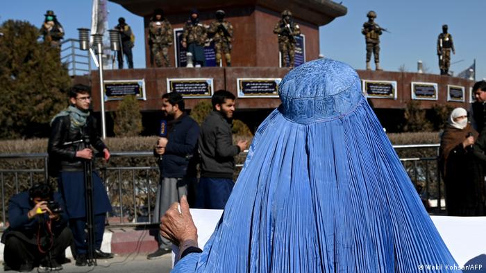 Afghanistan Kabul | Frauendemonstration für Taliban