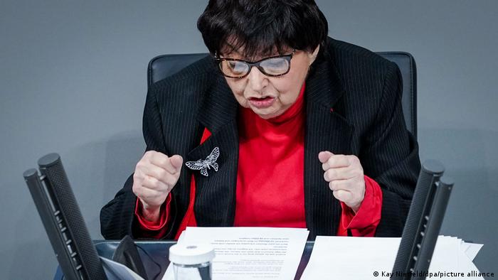 Inge Auerbacher di parlemen Jerman Bundestag