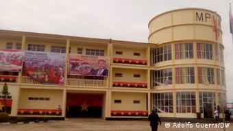 Angola | MPLA | Hauptsitz in Menongue