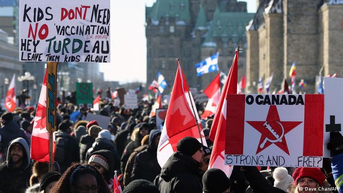 Thousands protest against COVID restrictions in Ottawa