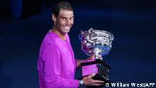 Теннисист Надаль обыграл Медведева в финале Australian Open