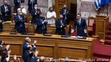Ministerpräsident Mitsotakis übersteht Misstrauensvotum