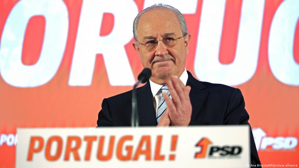 Socialistas vencem eleições legislativas em Portugal – DW – 31/01/2022