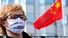 25.06.2021
An activist of press freedom group Reporters Without Borders (Reporter sans Frontieres - RSF) attends a demonstration in front of the Chinese embassy in support of freedom of press in Hong Kong on June 25, 2021 in Berlin. (Photo by Tobias Schwarz / AFP) (Photo by TOBIAS SCHWARZ/AFP via Getty Images)