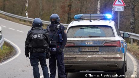 След убийството на двама млади полицаи в германската провинция Райнланд Пфалц