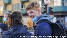 Copenhagen/Denmark./28 January 2022/.Denmark will emove all corona restrictions from 1 February 2022,f covid-19 face masks and coronapassport ,oly airtravel requires face mask and covid-19 vacines etc etc. Photo..Francis Dean/Dean Pictures 