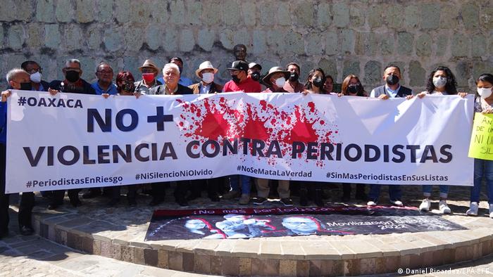 Una de las más recientes manifestaciones realizadas por periodistas mexicanos. Foto de archivo: Protesta en Oaxaca, 25.01.2022.