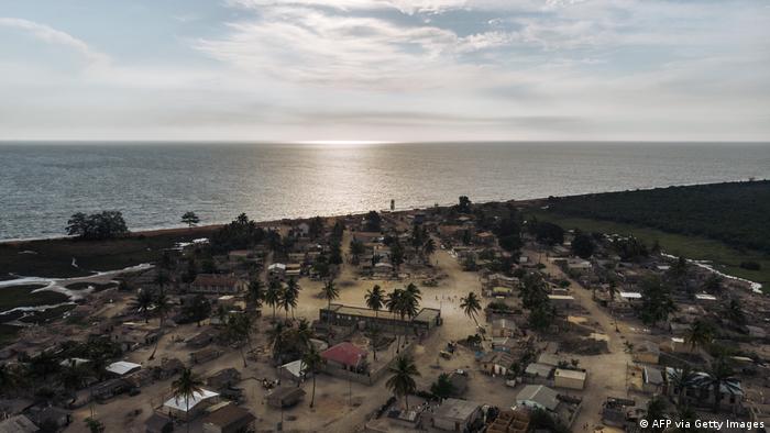 Un village près du fleuve Congo