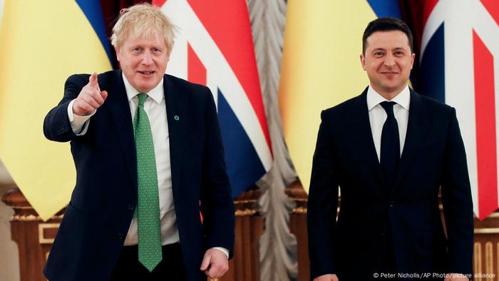 Johnson y Zelenski, en una foto del 1 de febrero de 2022.