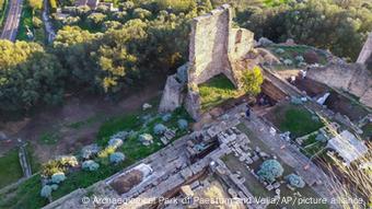 Italien |Fund bei archaeologischen Ausgrabungen in Park of Paestum und Velia