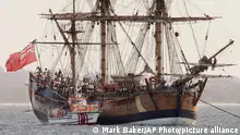 从库克到哥伦布：航海家们及其著名船只