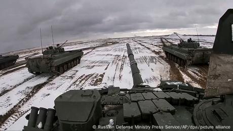 Каква е военната мощ на Русия и на Украйна С