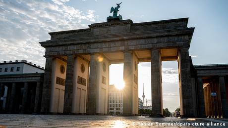 Το "Σχήμα της Νορμανδίας" έρχεται στο Βερολίνο