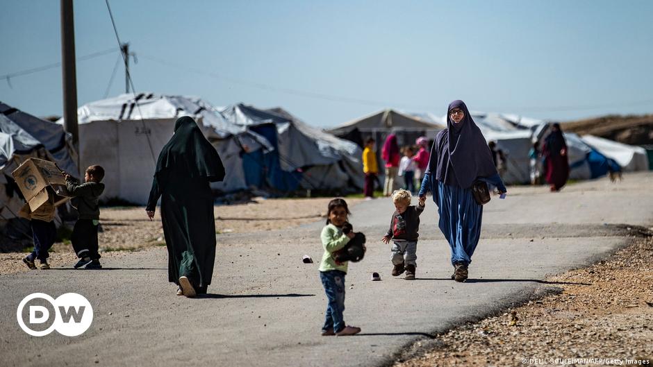 Zehn deutsche IS-Anhängerinnen aus Syrien zurückgeholt