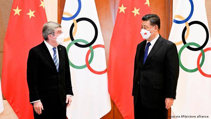 IOC-Chef Thomas Bach und Chinas Präsident Xi Jinping bei einem Treffen Ende Januar