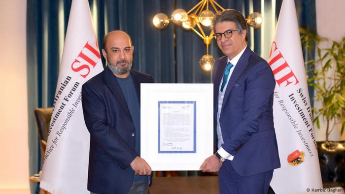 حکم سفیر مرکز دیپلماسی موسیقی از سوی رئیس SIIF به پیمان سلطانی اهدا شد