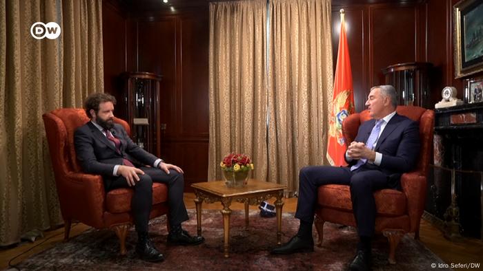 Predsednik Crne Gore Milo Đukanović u razgovoru sa novinarom DW Idrom Seferijem