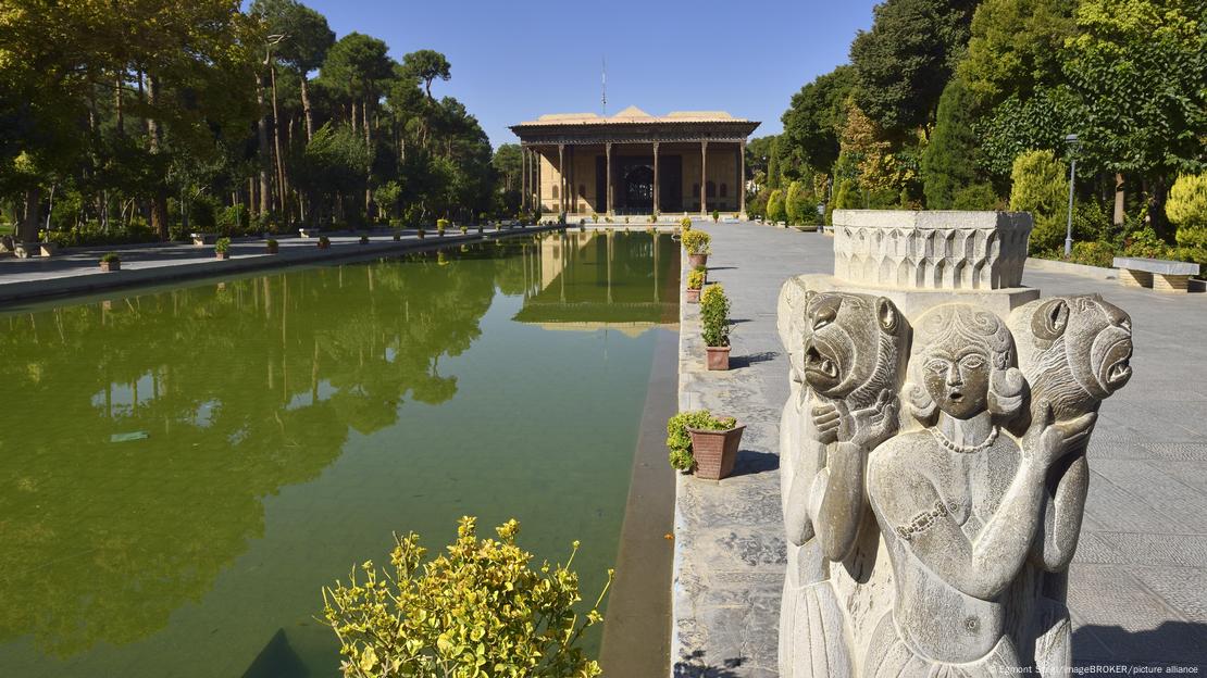 Ishte nën kërcënimin e sulmeve ushtarake: Pallati Chehel Sotun në Isfahan, Iran