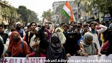  Protest In Kolkata Students of Aliah University shout slogan, carry banners as a part of protest against the Hijab A Muslim Dress ban in few Karnataka college, Kolkata, India, 09 February, 2022. Kolkata India PUBLICATIONxNOTxINxFRA Copyright: xIndranilxAdityax originalFilename: aditya-notitle220209_npvO3.jpg