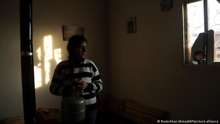 Syrien | Roza Barakat in einem Safehouse in Hassakeh