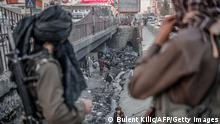 Talibanes liberan en Afganistán a dos periodistas que estaban detenidos 