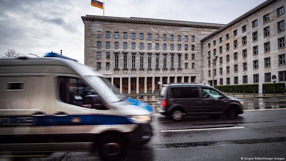 German court rules pre-election ministry raids were ′inappropriate′ | News | DW - Vimarsana News