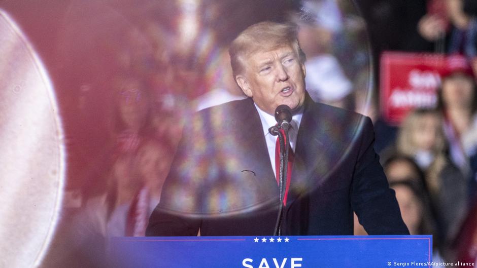 Nutzte Donald Trump die Toilette als Schredder?