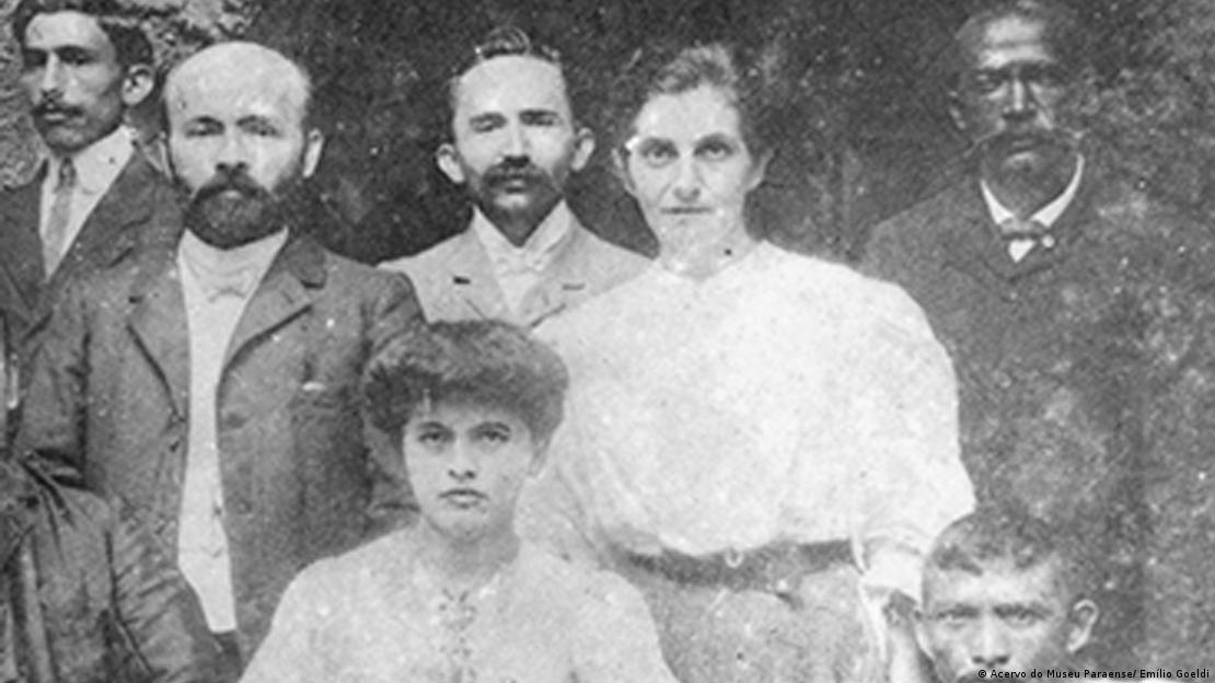 Emilia Snethlage (centro) com funcionários do Museu Paranse Emílio Goeldi