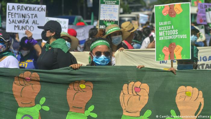 El Salvador - Protest für legale Abtreibung