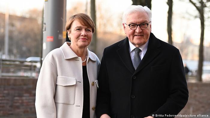 Федералният президент Щайнмайер със съпругата си Елке Бюденбендер