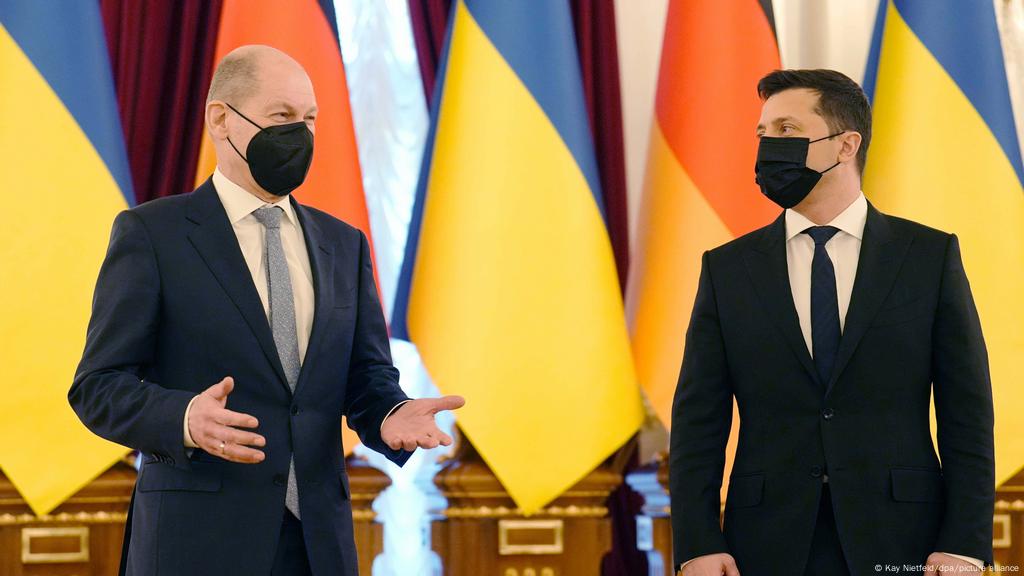 Germany′s Scholz stresses Ukraine support but no weapons during Kyiv visit | News | DW | 14.02.2022