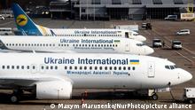 Ukrainische Fluglinie bringt Flugzeuge außer Landes