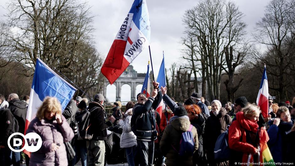 België: protesten Vrijheidskonvooi′ bereiken Brussel |  Nieuws |  DW