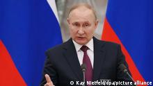 Комментарий: Признание ДНР и ЛНР - козырь в рукаве Путина