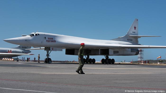 Un bombardero ruso de larga distancia Tu-160, en Venezuela.