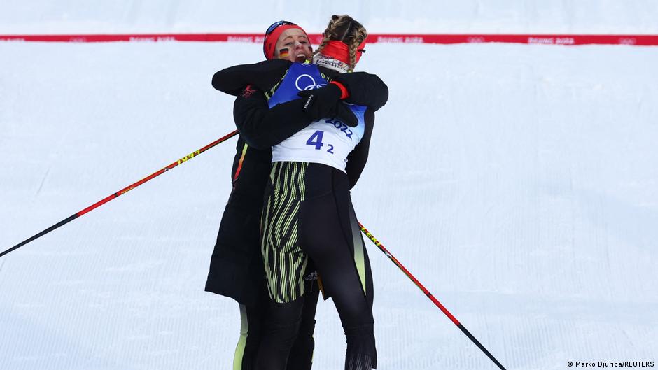 Beijing 2022: Sweden win first-ever biathlon relay gold | Sports | DW - Vimarsana News