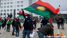Nigerians in Bonn protest at UN Campus for the release of Biafran separatist leader Nnamdi Kanu
In Nigeria, the trial of separatist leader Nnamdi Kanu has resumed. Kanu is charged with 15 crimes, including terrorism, treason, incitement and operating an unlawful group. Kanu, who heads the outlawed separatist group, the Indigenous People of Biafra, previously pleaded not guilty to the charges. Protests calling for his release are taking place around Europe today, including here in Germany in front of the United Nations buildings in Bonn.
