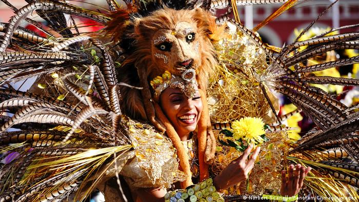 Karneval u Nici je nezaobilazan događaj na Azurnoj obali. Prije dvije godine je slavljenje karnevala zbog korone prekinuto, prošle godine je potpuno otkazano. Ove bi se godine ipak trebala održati dva tjedna ludovanja i razumljivo je da mu se mnogi vesele.