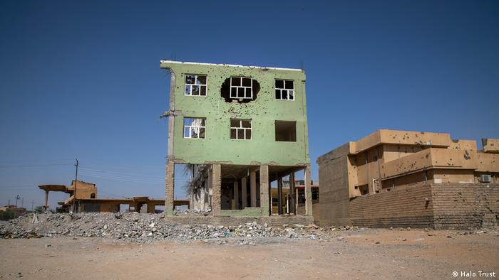 A half-ruined building in Iraq