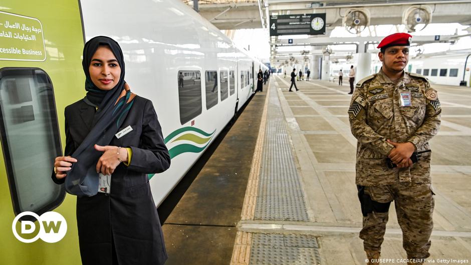 Saudische Frauen wollen Lokführerin werden