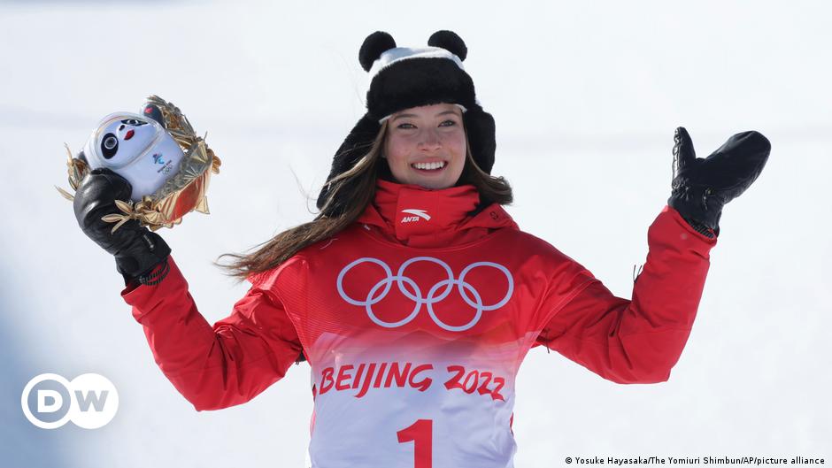 Peking 2022: Eileen Gu gewinnt zweites Gold