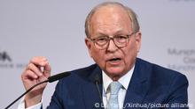 (200215) -- BEIJING, Feb. 15, 2020 (Xinhua) -- Chairman of Munich Security Conference (MSC) Wolfgang Ischinger addresses the 56th MSC in Munich, Germany, Feb. 14, 2020. (Xinhua/Lu Yang)