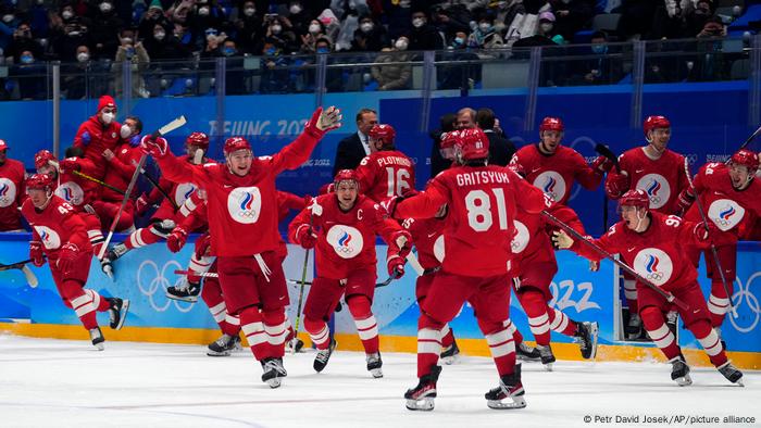 Olympia I China I Russland v Schweden I Eishockey