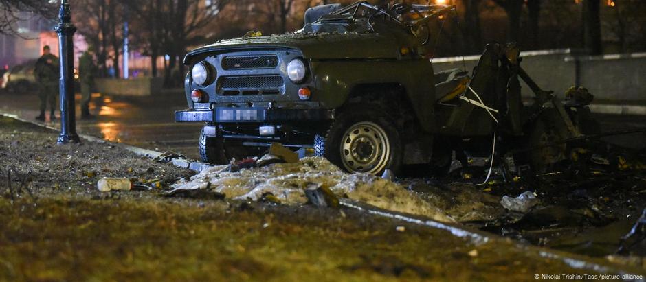 Una bomba explotó este viernes frente a un edificio de la administración de Lugansk, zona ocupada por separatistas. 