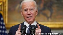 18.02.2022
U.S. President Joe Biden delivers remarks on his administration's efforts to pursue deterrence and diplomacy in response to Russia’s military buildup on the border of Ukraine, from the White House in Washington, U.S., February 18, 2022. REUTERS/Kevin Lamarque