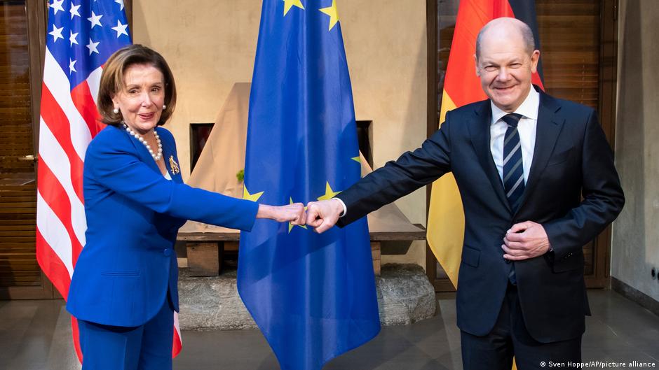 German Chancellor Olaf Scholz meets US Speaker Nancy Pelosi in Berlin amid war | Germany | News and in-depth reporting from Berlin and beyond | DW - Vimarsana News