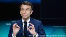 Shugaba Macron na rangadi a Afirka